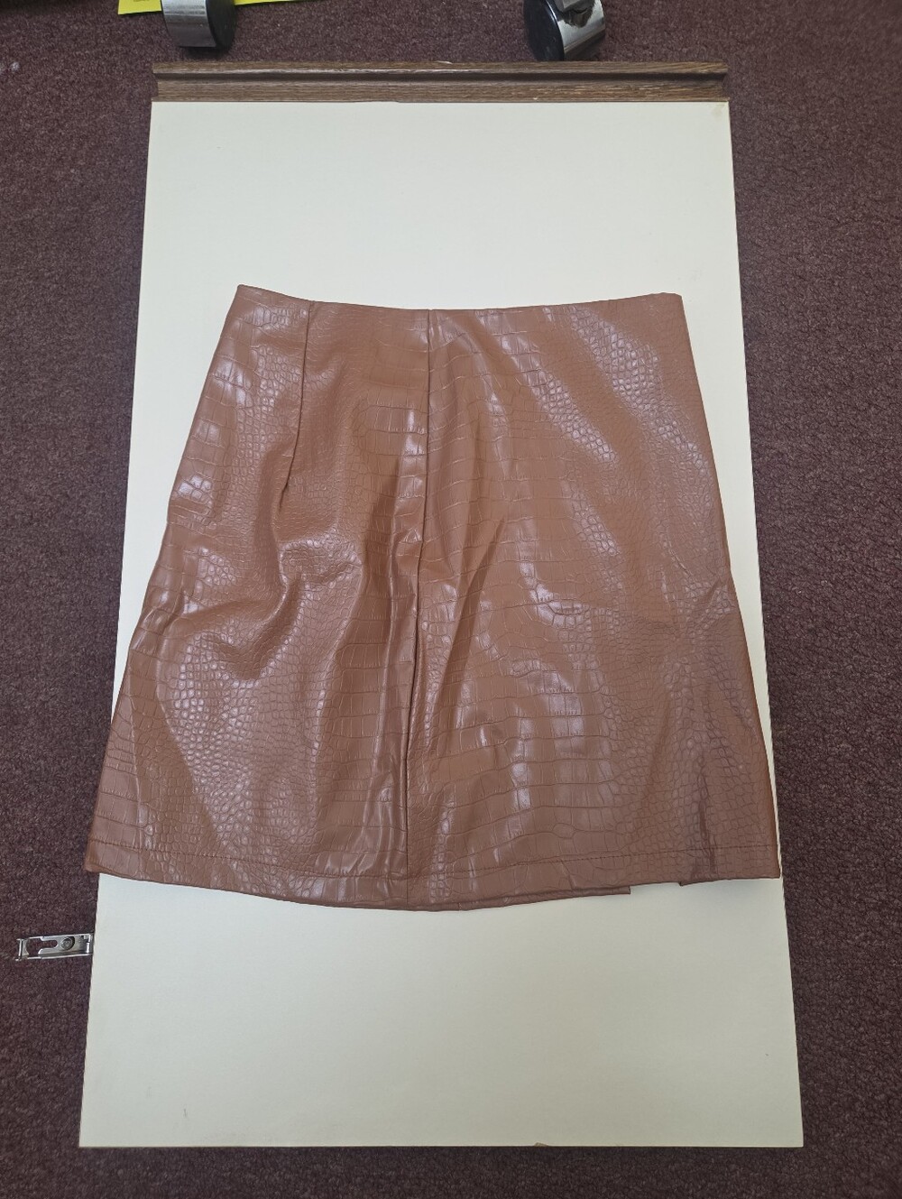 SHEIN Brown Croc-Embossed Faux Leather Pencil Skirt